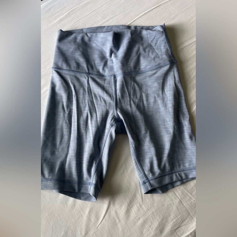 Lululemon Wunder train shorts